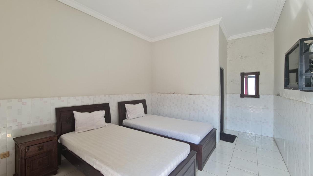 Oyo 90831 Hotel Gardenia Prambanan Solo 外观 照片